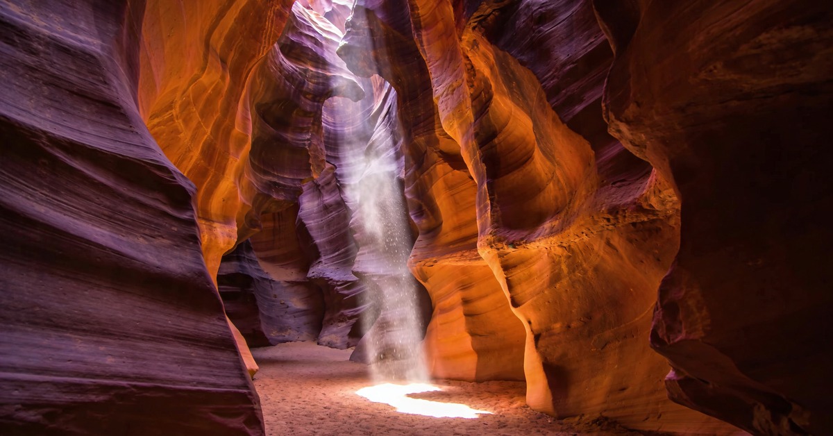 Lichtstrahl im Upper Antelope Canyon bei Page, Arizona